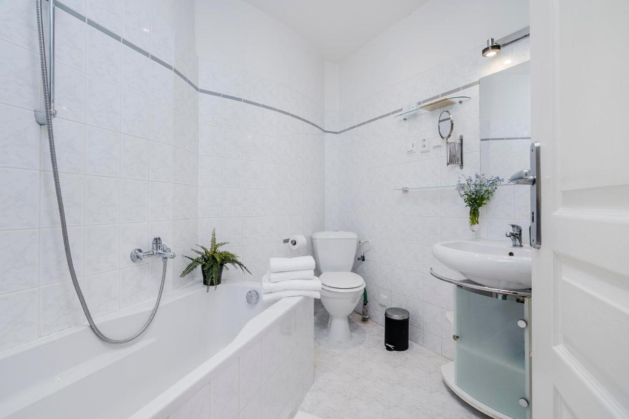 Apt Near Old Town Prague By Michal&Friends 外观 照片